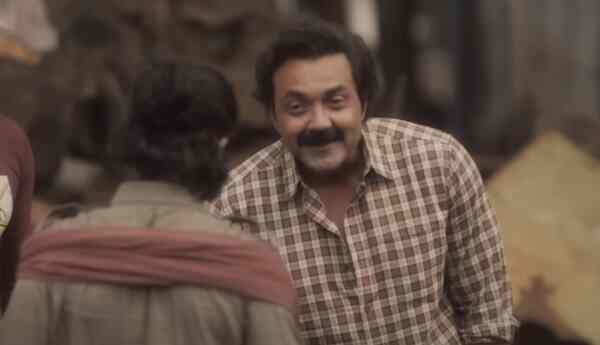 Aashram 3: Watch how and when 'Baba Nirala' Bobby Deol met 'Bhopa' Chandan Roy Sanyal to become conman