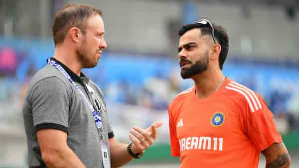 IND vs SA: Virat Kohli and AB de Villiers meet at Eden Gardens, fans cherish their bromance