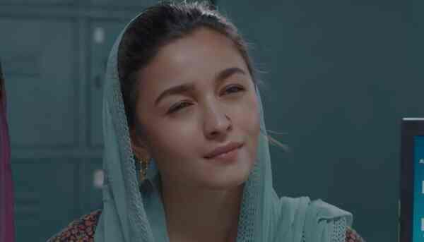 Darlings teaser Twitter reactions: Netizens call it a cracker, fans say Alia Bhatt is 'Queen of Bollywood'