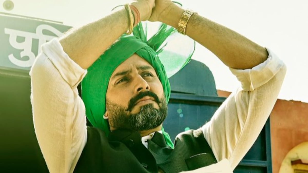 Abhishek Bachchan on father Big B calling him his 'successor': I do what I do to make my family proud