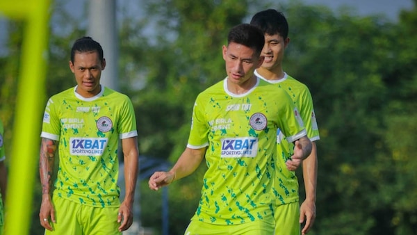 Abhishek Singh, Apuia and Asish Rai during Mohun Bagan's training session. Image | MBSG on Facebook