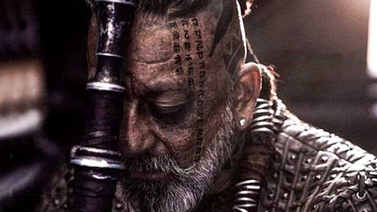 KGF: Chapter 2 — Sanjay Dutt says Vaastav’s Raghu and Yash’s Rocky have