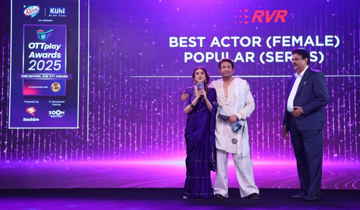 OTTplay Awards 2025: Aditi Rao Hydari bags Best Actor (Female) Popular for Heeramandi