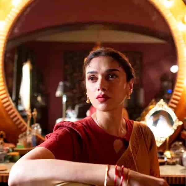 Aditi Rao Hydari in a still from Jubilee (Image via Twitter)