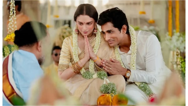 Aditi Rao Hydari and Siddharth tie the knot, share big news with beautiful pictures from the wedding