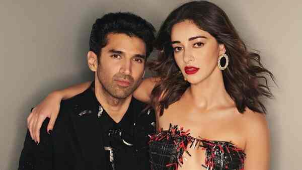 Ananya Panday wishes boyfriend Aditya Roy Kapur on his birthday with an unseen picture