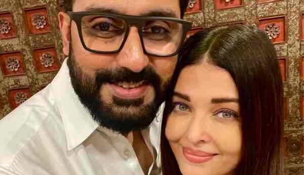 Aishwarya Rai and Abhishek Bachchan celebrate their 16-years wedding anniversary and share adorable posts on social media