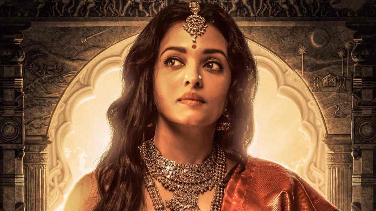 Abhishek Bachchan smitten by Aishwarya Rai's look in Mani Ratnam's Ponniyin Selvan