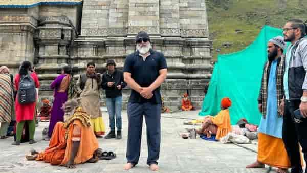 Pictures of Ajith at Kedarnath and Badrinath surfaces on the internet