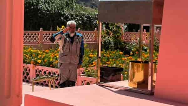 Ajith pays tribute to martyrs at Kargil War Memorial in Ladakh