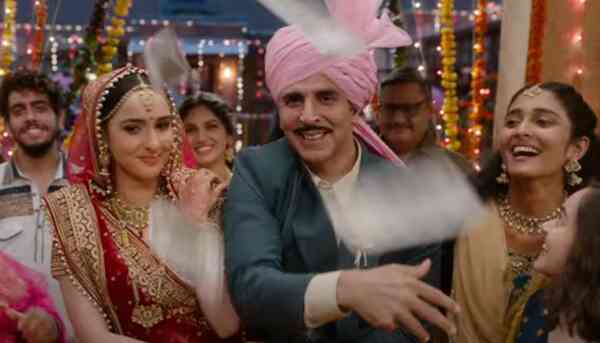 Raksha Bandhan song Tere Saath Hoon Main teaser: Akshay Kumar is all about his sisters' happiness; song out tomorrow