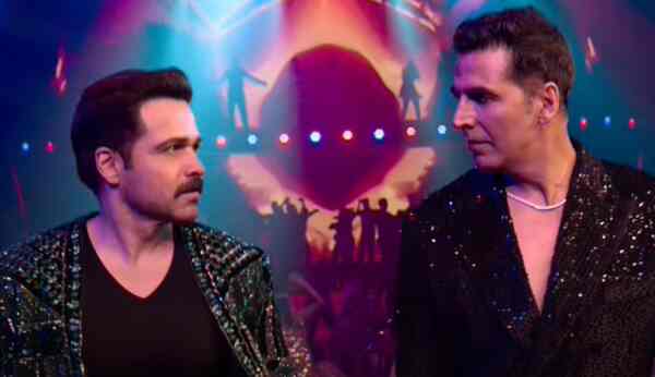 Selfiee trailer Twitter reactions: Akshay Kumar and Emraan Hashmi fans wish the film a 'great success'