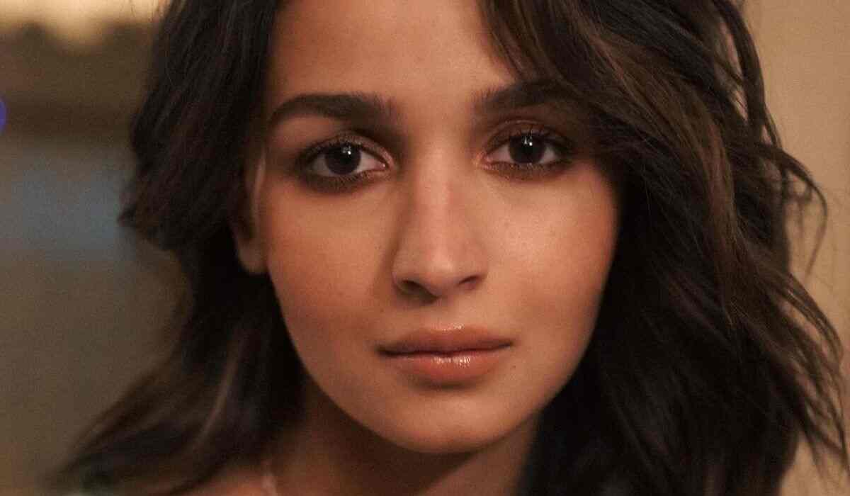 REVEALED: 30 facts about Alia Bhatt… as told by Alia Bhatt herself!