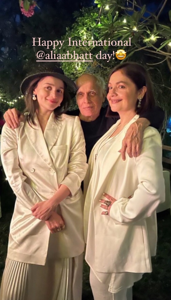 Alia Bhatt, Mahesh Bhatt, and Pooja Bhatt (Courtesy: Pooja Bhatt/Instagram)