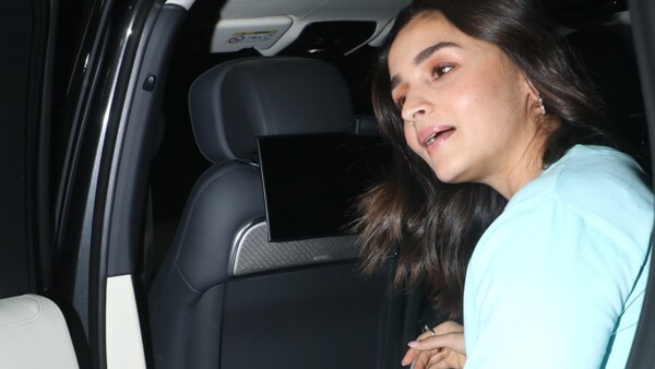 Happy birthday in advance! Alia Bhatt rocks casuals, her pics will leave you surprised she is already a mother to Raha