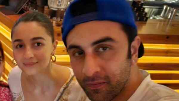 Alia Bhatt and Ranbir Kapoor twin in white on their date-night in Dubai, PIC goes viral