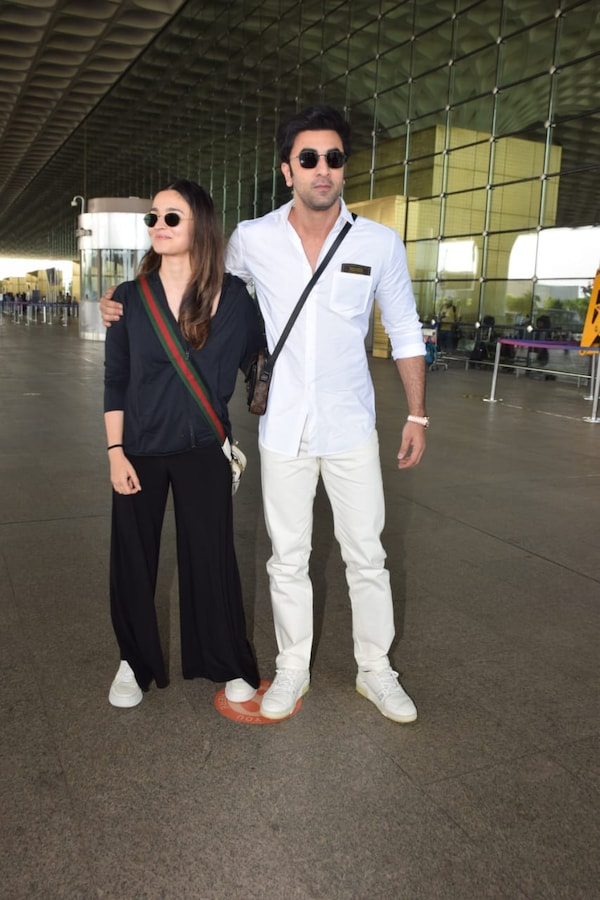 Katrina Kaif, Ranbir Kapoor, Salman Khan Keep It Cool At The Airport