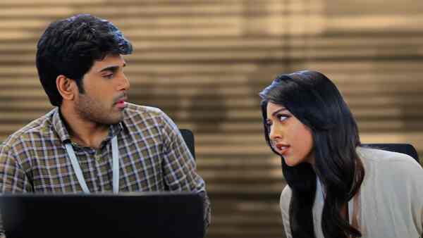 Allu Sirish and Anu Emmanuel are all lovey-dovey in Urvasivo Rakshasivo’s single Dheemthanana