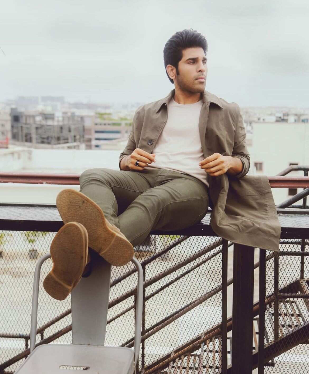 Allu Sirish in green outfit is dressed to kill