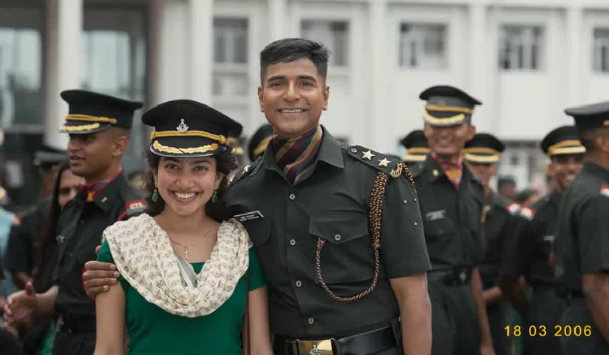 https://www.mobilemasala.com/movies/Ours-Vachcha-Sai-Pallavi-Transform-Into-Idhu-Rebecca-Varghese-In-This-Sivakarthikeyan-Film-i303181