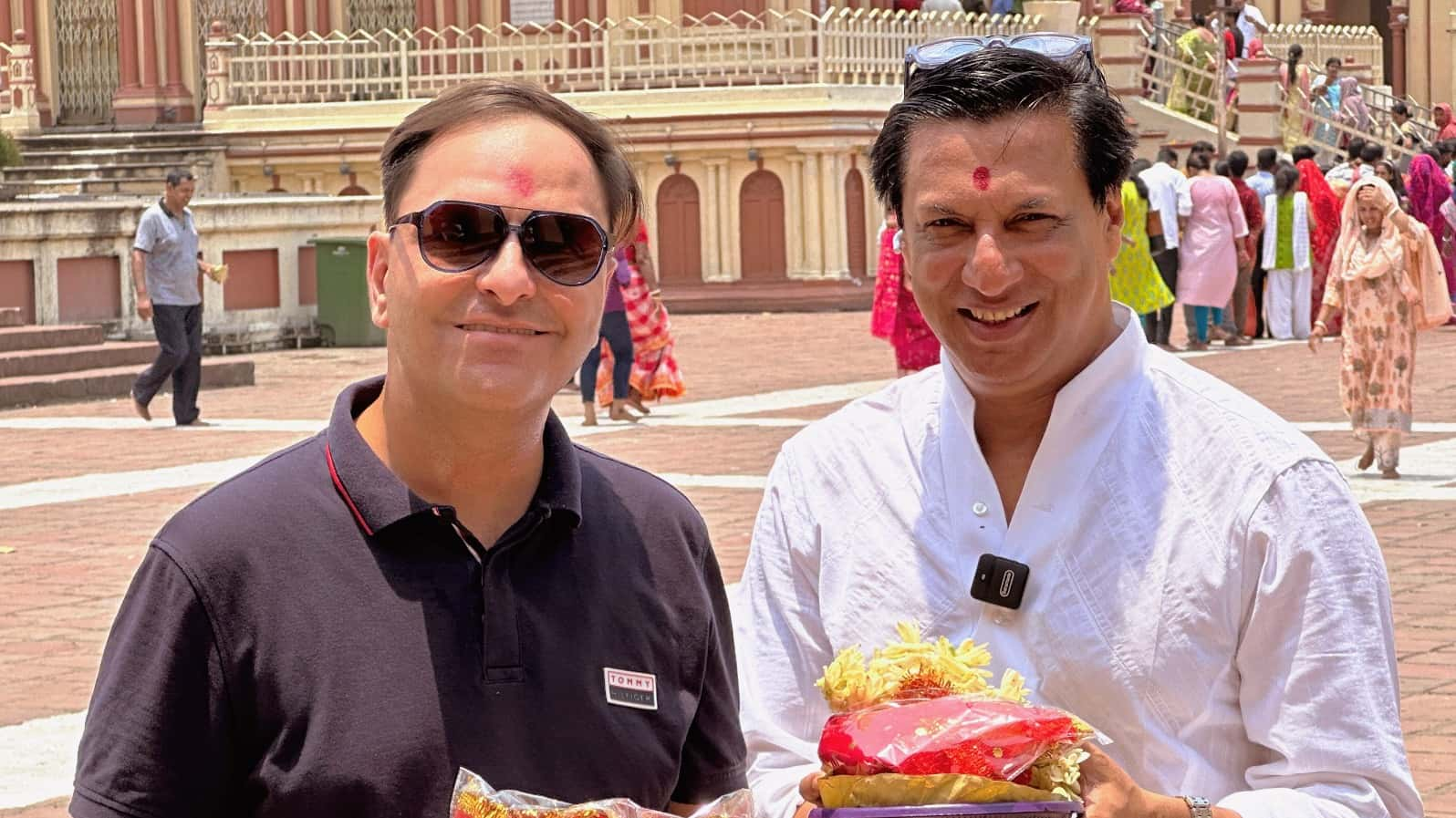 Madhur Bhandarkar, Amit Agarwal Offer Puja At Dakshineswar Temple