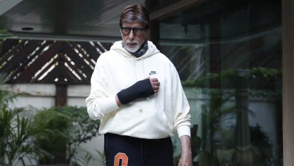 Amitabh Bachchan lauds granddaughter Aaradhya's performance; says, 'Complete natural on stage'