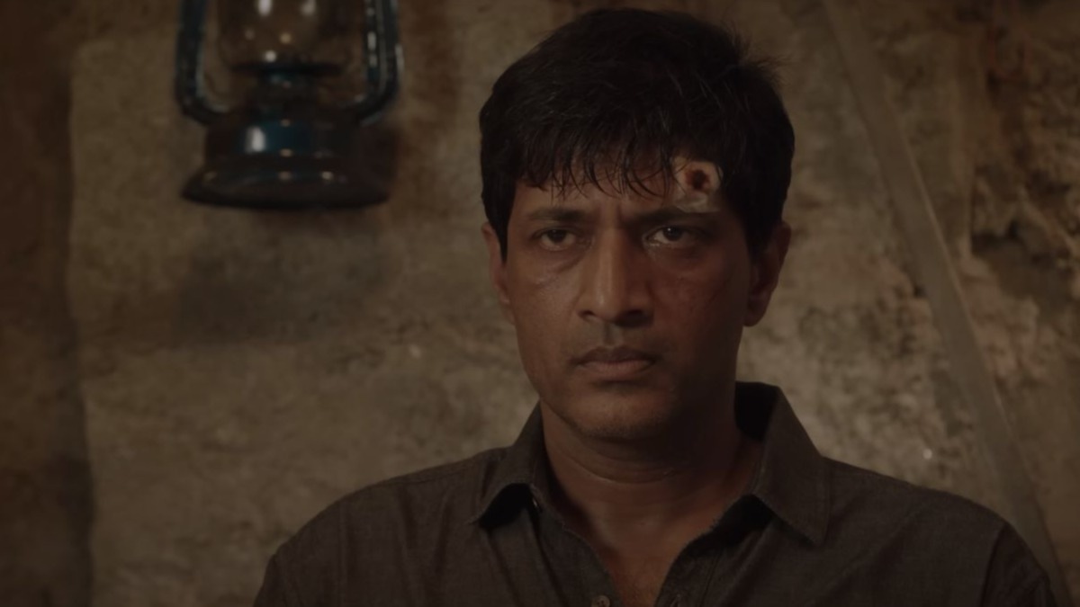 Anamadheya Ashok Kumar movie review: Kishore and Harshil Koushik shine in whodunit mystery