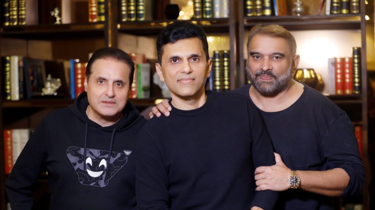 Desi Boyz to get a sequel, Omkara all set to be remade