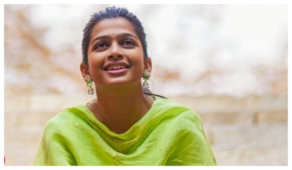 8 Vasantalu on OTT: Netizens praise Ananthika Sanilkumar's performance, call her an actress to watch out for