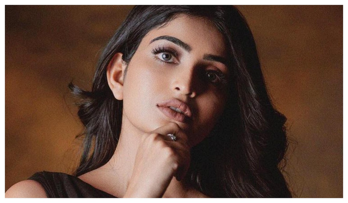 Bahishkarana fame Ananya Nagalla makes her Bollywood debut, announces new projects