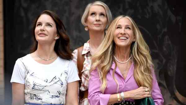 'And Just Like That' Sarah Jessica Parker, Cynthia Nixon, Kristin Davis return as iconic Carrie, Miranda, Charlotte for the third season