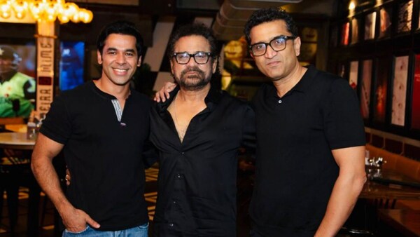 After romantic, family, and horror comedy, Anees Bazmee is all set to make his first SUPERHERO comedy!