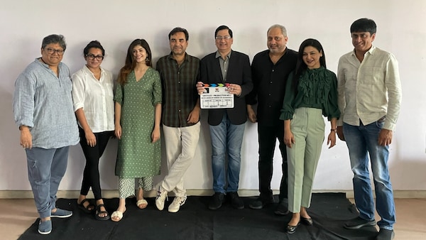 Aniruddha Roy Choudhury- Director, Parvathy Thiruvothu, Sanjana Sanghi, Pankaj Tripathi, Mahesh Ramanathan, Viraf Sarkari (WizFilms), Jaya Ahsan, Shyam Sunder