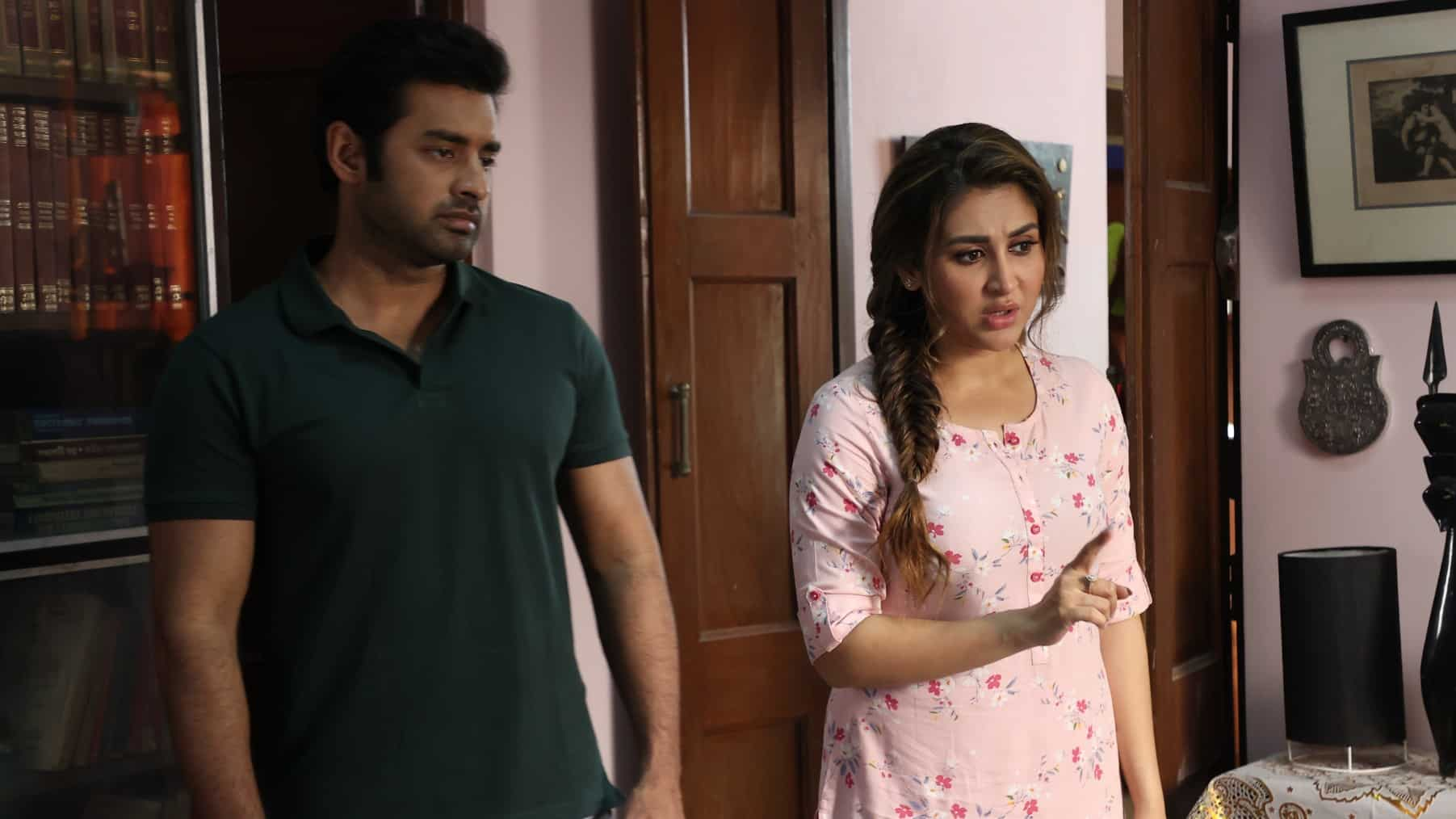 Love Marriage Review: Oindrila Sen And Ankush Present A Simple Family ...