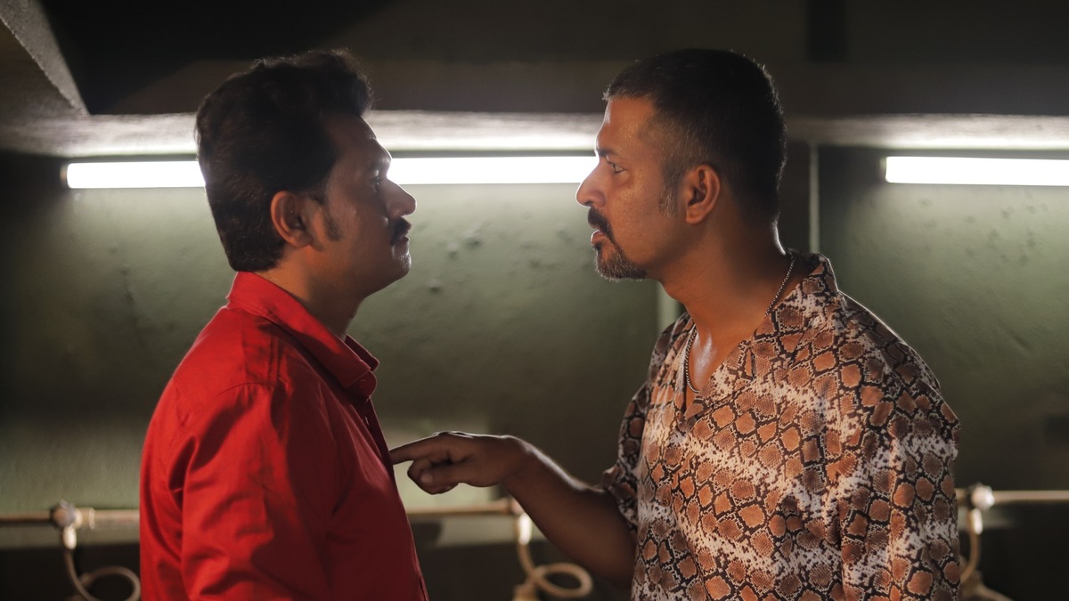 Talmar Romeo Juliet review: Forget Shakespeare, watch it for Anujoy Chattopadhyay and Anirban Bhattacharya’s duel