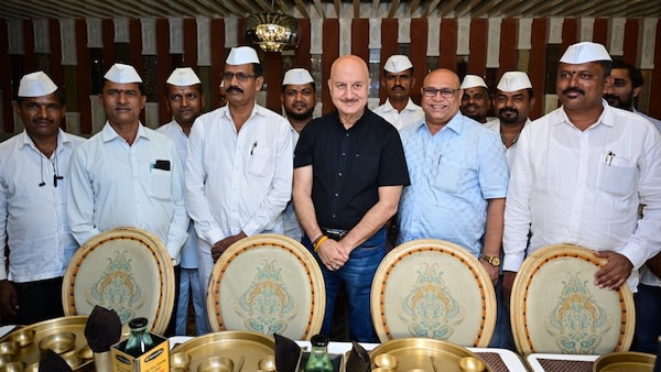 Shiv Shastri Balboa: Why did Anupam Kher have a meal with Mumbai's dabbawalas?
