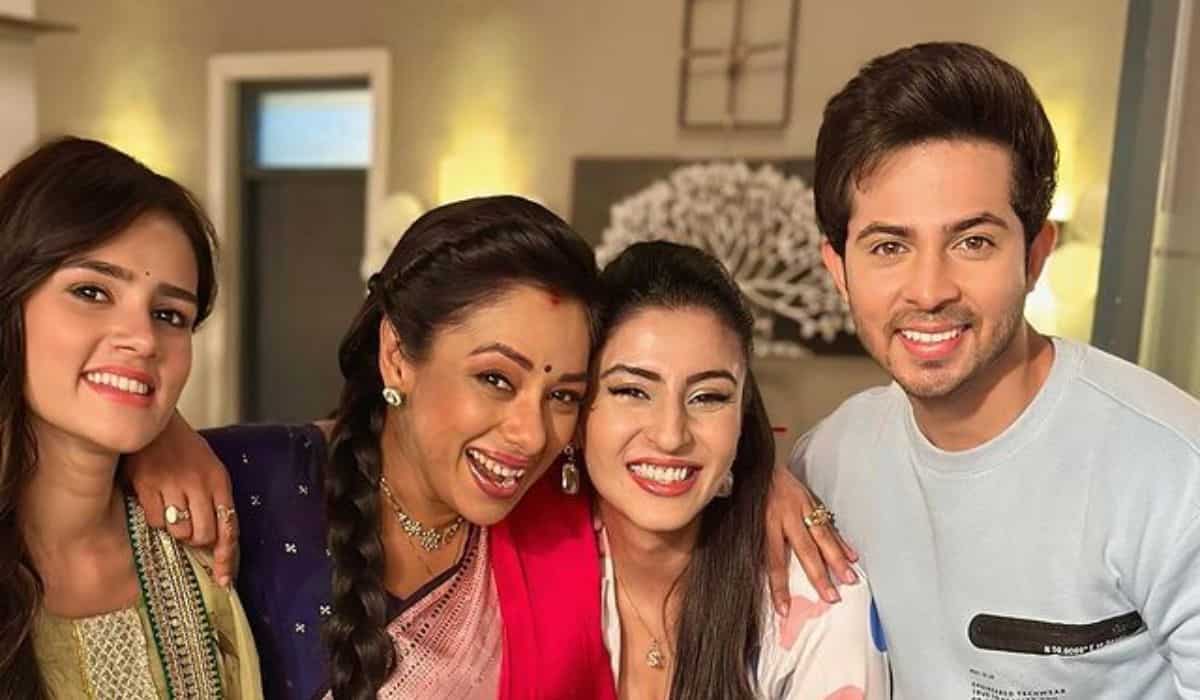 Anupamaa 3rd June 2023 Update: Barkhaa BRAINWASHES Dimpy against Baa and others in Shah House Anupamaa 3rd June 2023 Update: Barkhaa BRAINWASHES Dimpy against Baa and others in Shah House