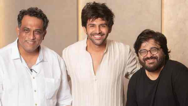 Aashiqui 3: Kartik Aaryan to lead the romantic drama helmed by Anurag Basu, actor calls it 'dream come true'