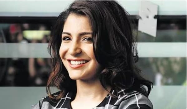 Anushka Sharma debuted opposite Shah Rukh Khan in the 2008 romantic comedy Rab Ne Bana Di Jodi.