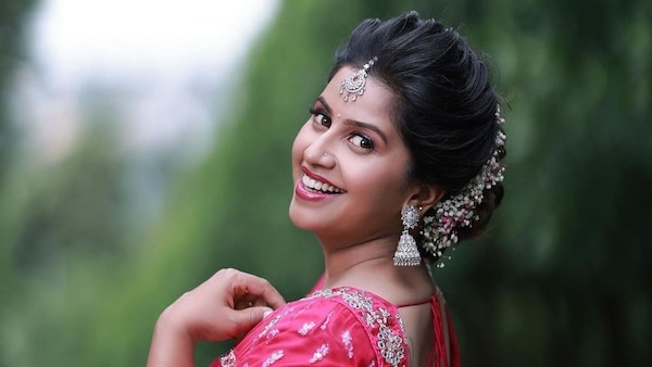 Anushree makes filmi comeback with horror flick about devil worship