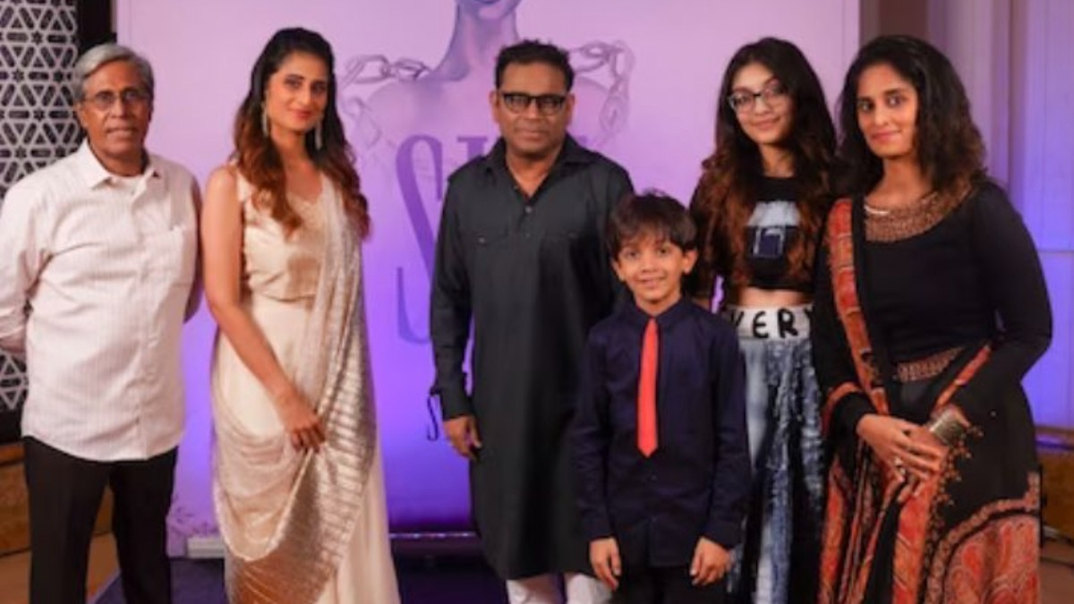 AR Rahman, Mani Ratnam and Shalini Ajithkumar attend Shamlee's art exhibition