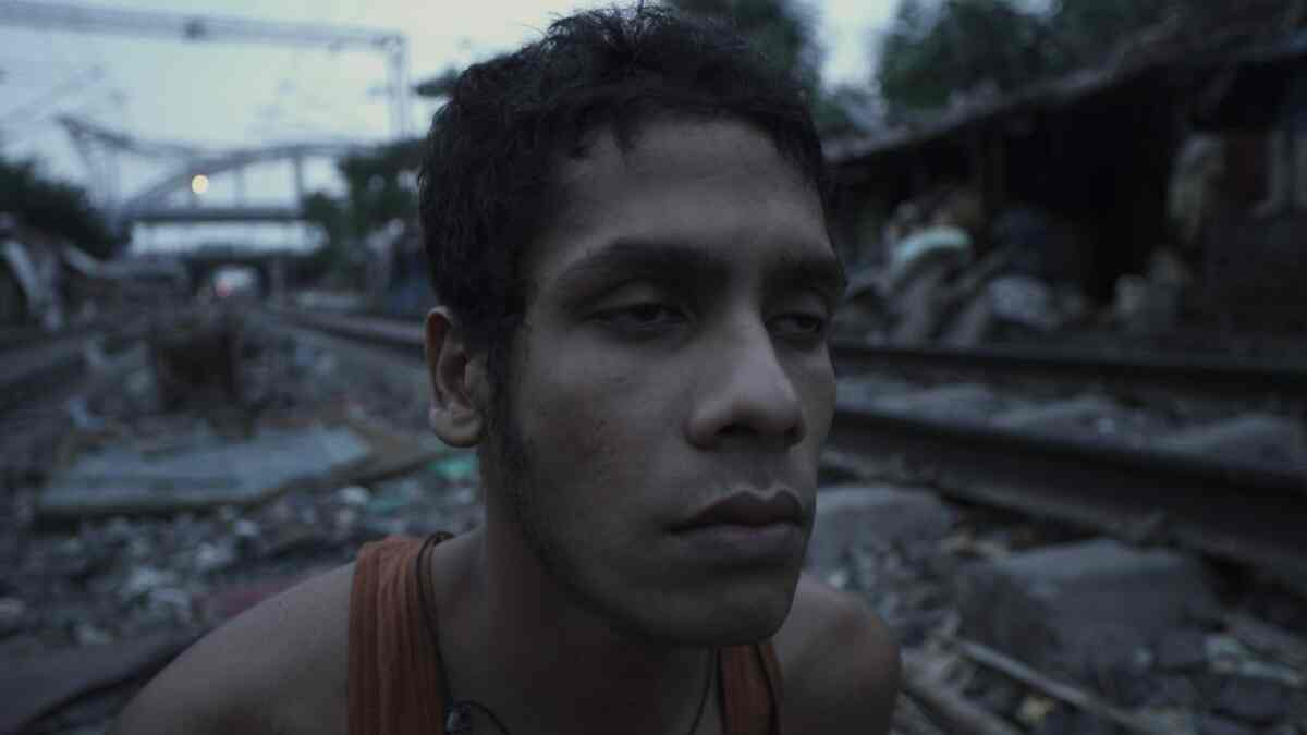 Jhilli review: Ishaan Ghose paints a powerful picture of urban inequality