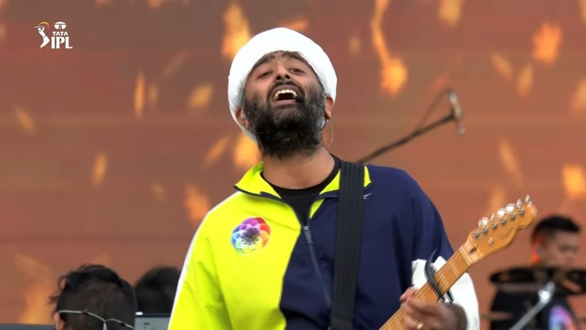 IPL 2023 Opening Ceremony: Arijit Singh enthrals the audience with Kesariya, Jhoome Jo Pathaan, Pyaar Hota Kayi Baar Hai and more