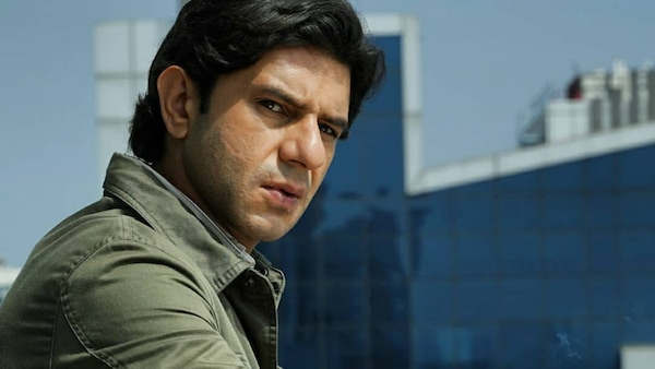 Arjun Mathur unveils his first look from Lionsgate Play's U-Special