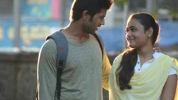 Vijay Deverakonda and Shalini Pandey in a still from Arjun Reddy