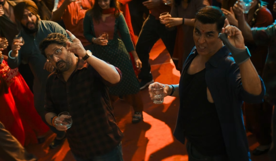 Jolly LLB 3 Song Glass Uchhi Rakhey OUT: Akshay Kumar and Arshad Warshi groove to party banger with swag