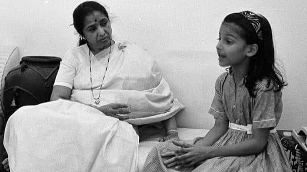 Asha Bhosle's extended family