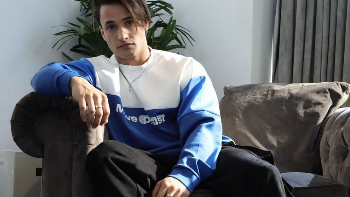 Asim Riaz meets Afsana Khan, both set to give a performance tomorrow