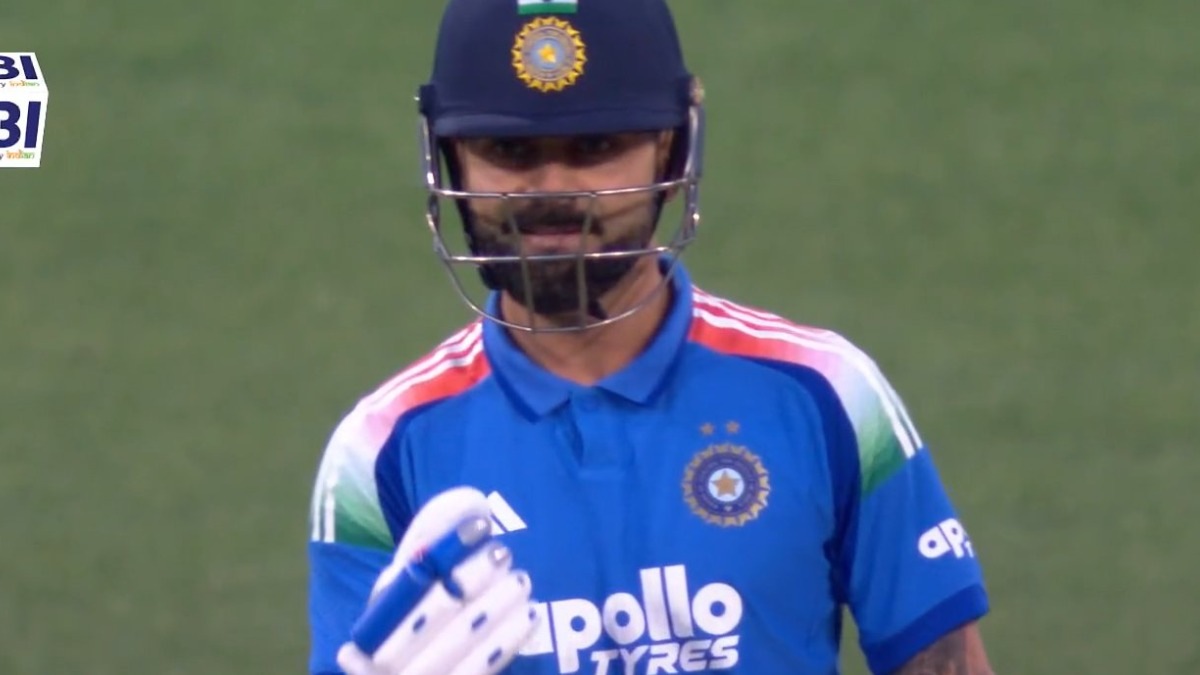 AUS vs IND, 3rd ODI LIVE: Kohli fist pumps in joy after the first run; Here’s what happened