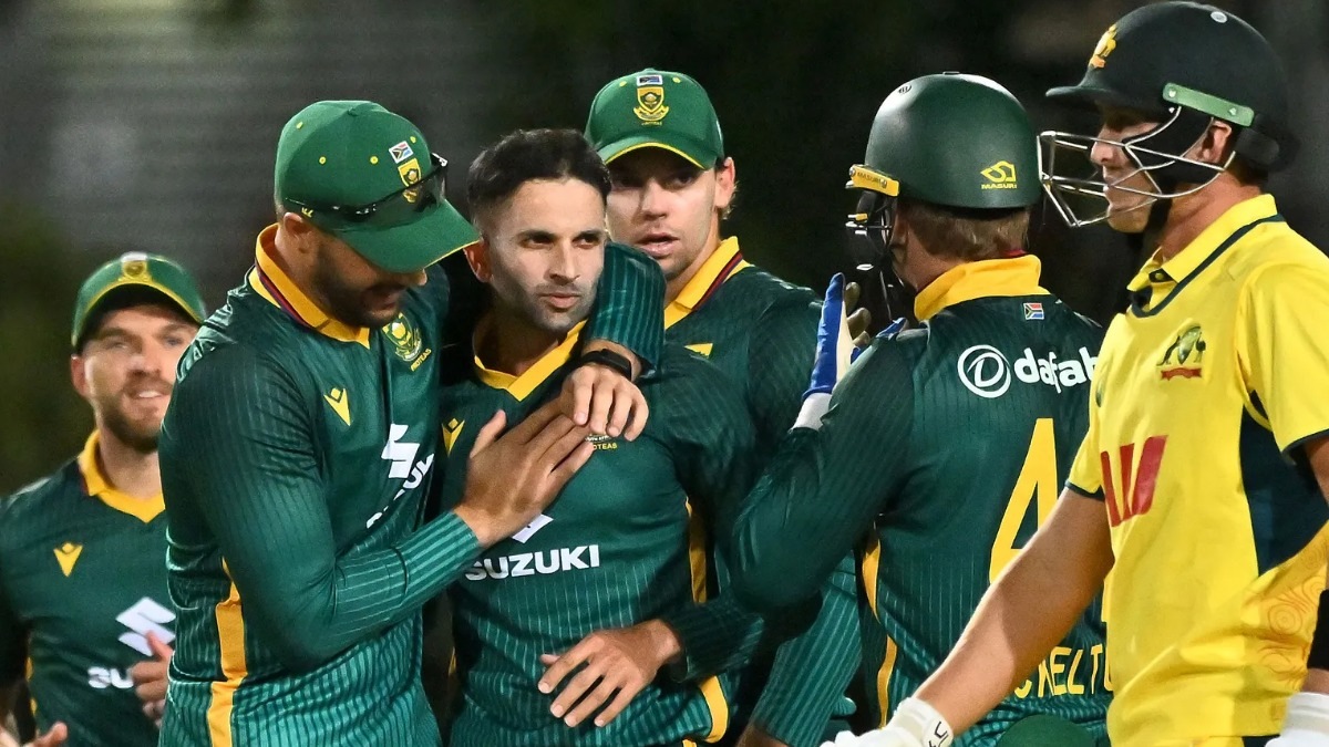 Australia announce new-look squads for series against India